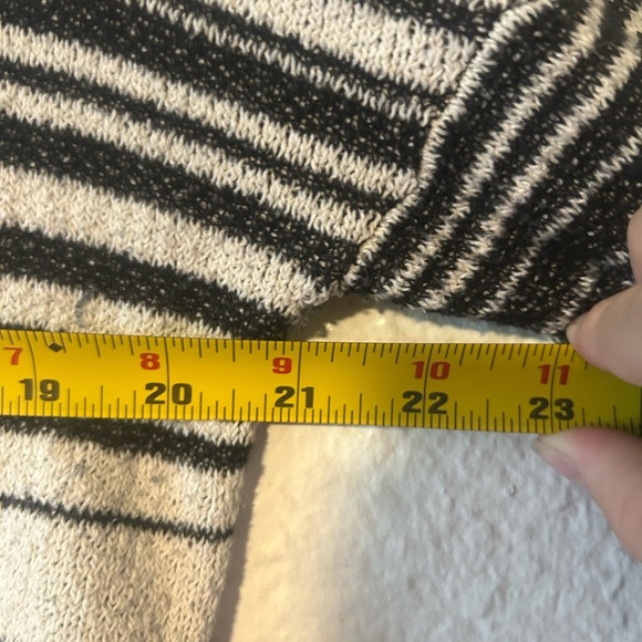 Anthropologie Staring at Stars Black & White Cardigan V Neck Large Fall Cozy - Picture 6 of 13